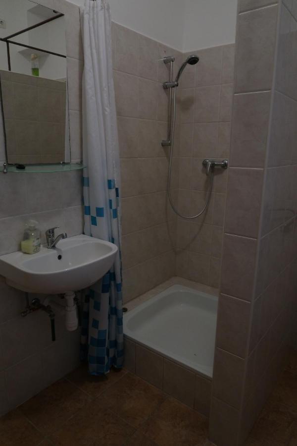 Eva Apartman Сигетвар Экстерьер фото