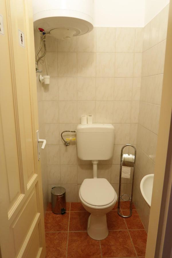 Eva Apartman Сигетвар Экстерьер фото