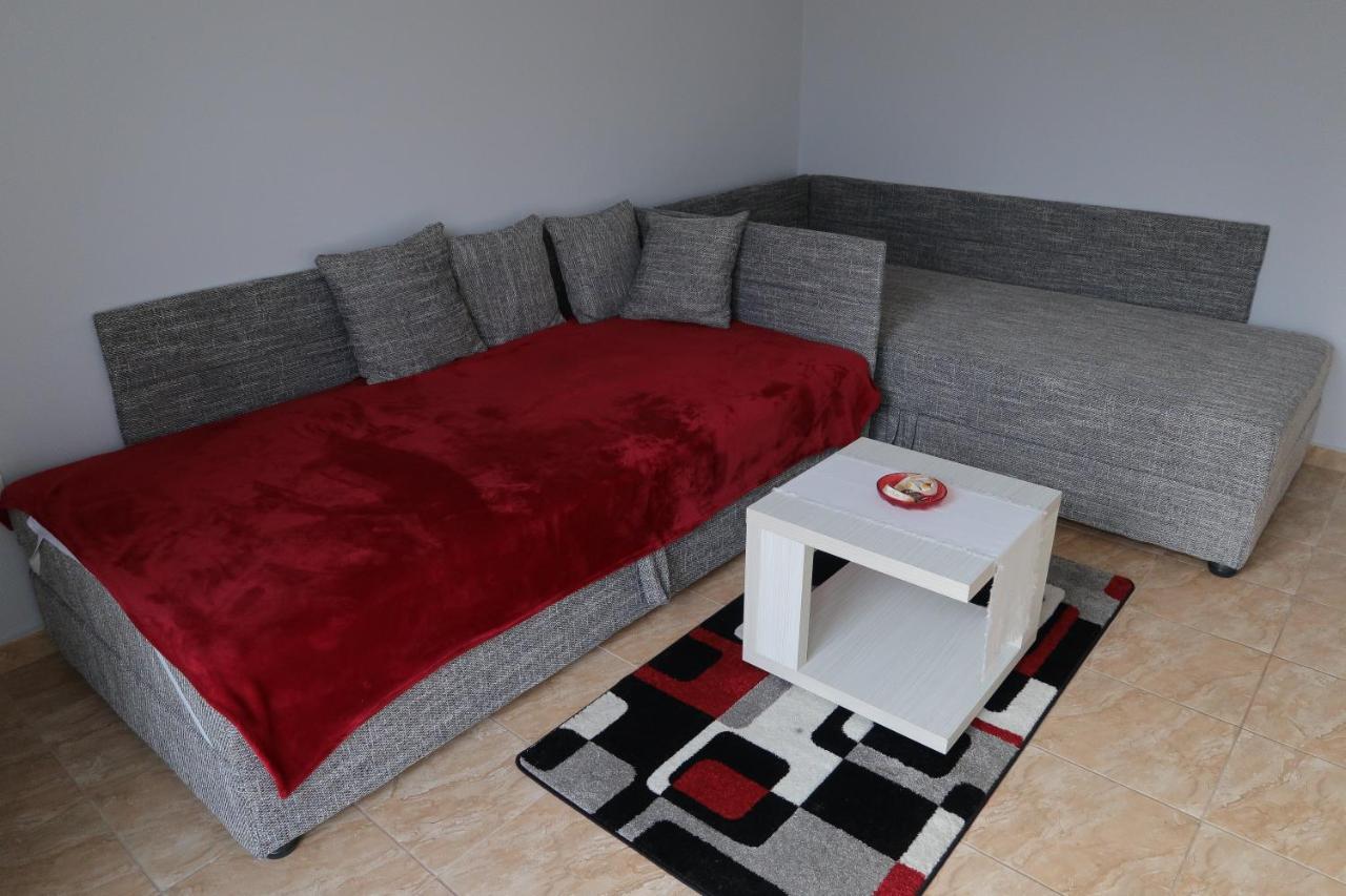 Eva Apartman Сигетвар Экстерьер фото
